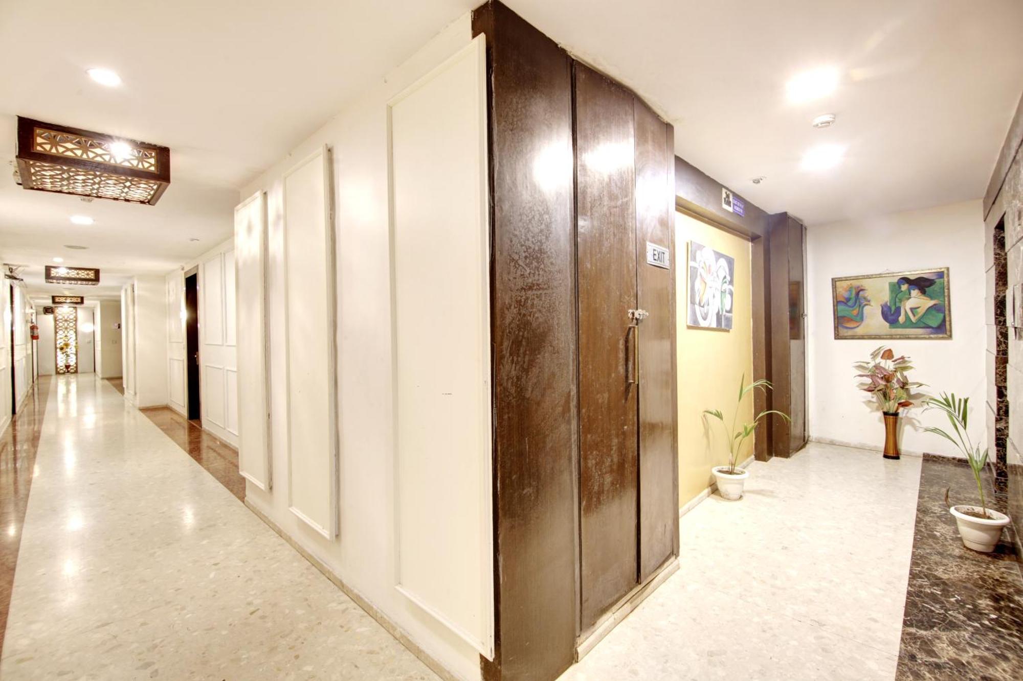 Hotel Wk Comfort - Near White Clove Yeni Delhi Dış mekan fotoğraf