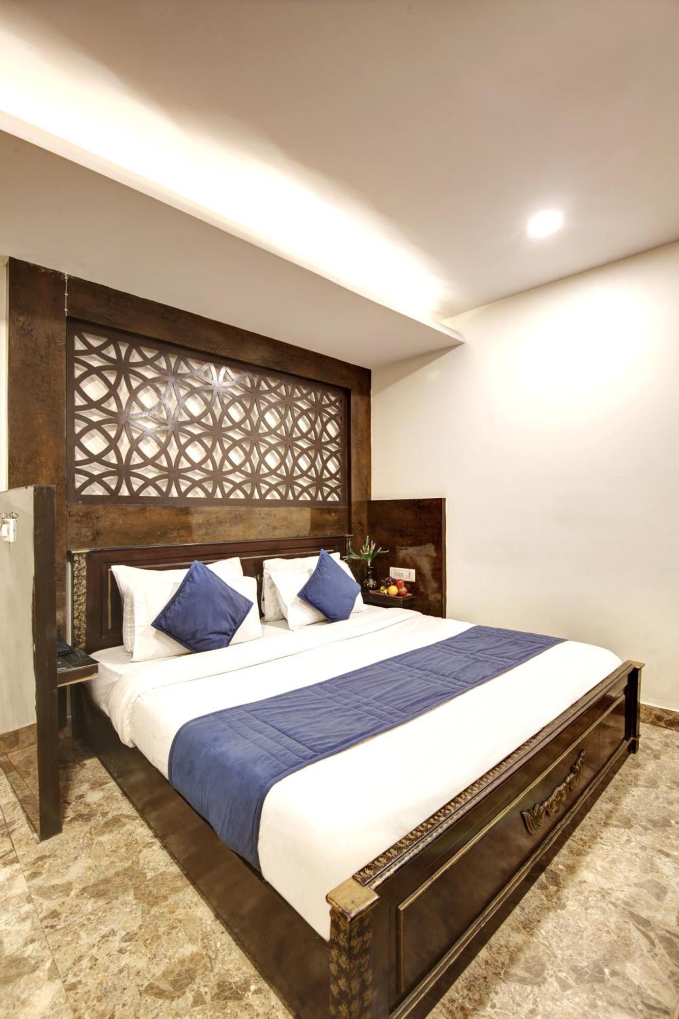 Hotel Wk Comfort - Near White Clove Yeni Delhi Dış mekan fotoğraf