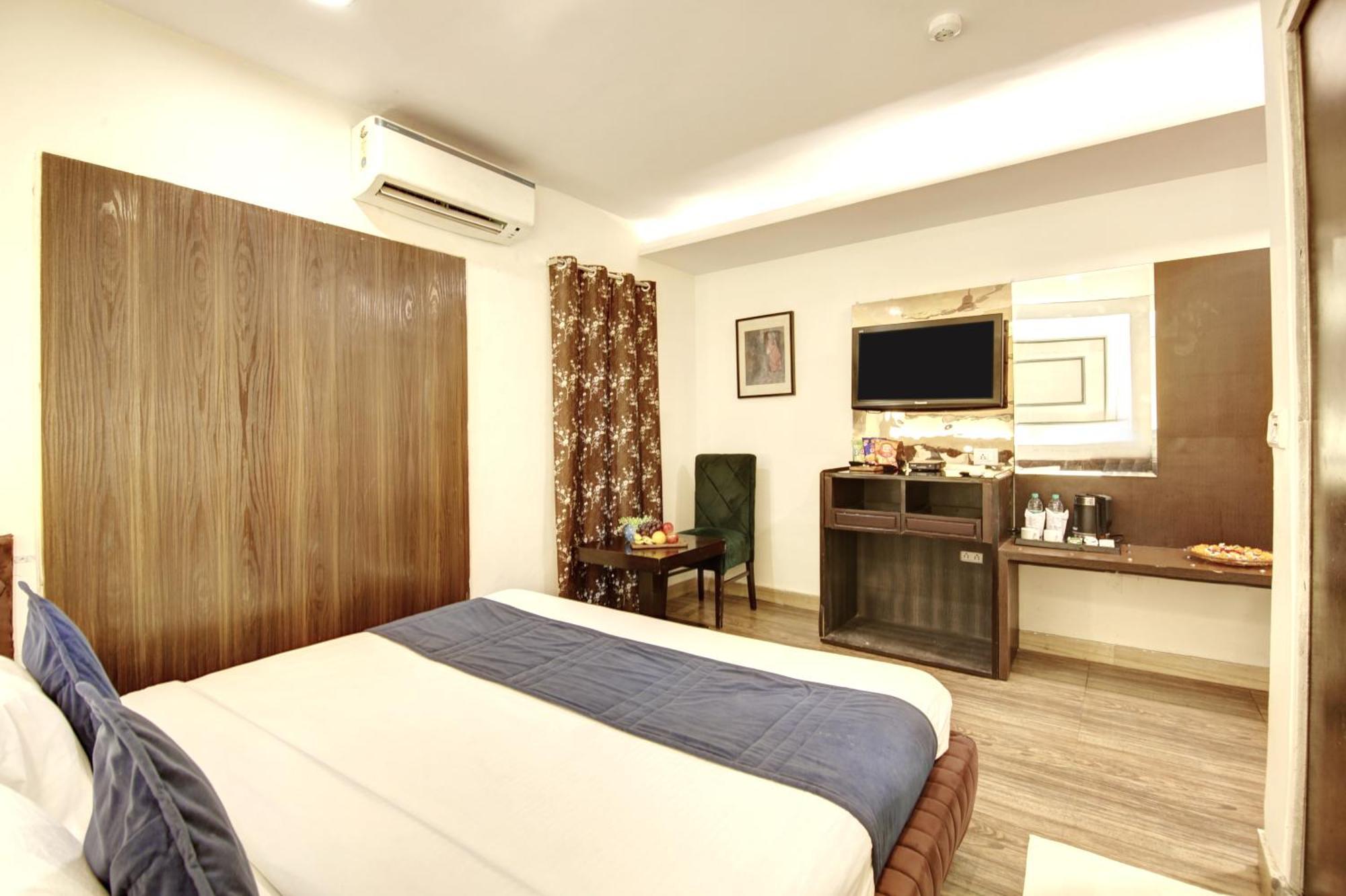 Hotel Wk Comfort - Near White Clove Yeni Delhi Dış mekan fotoğraf