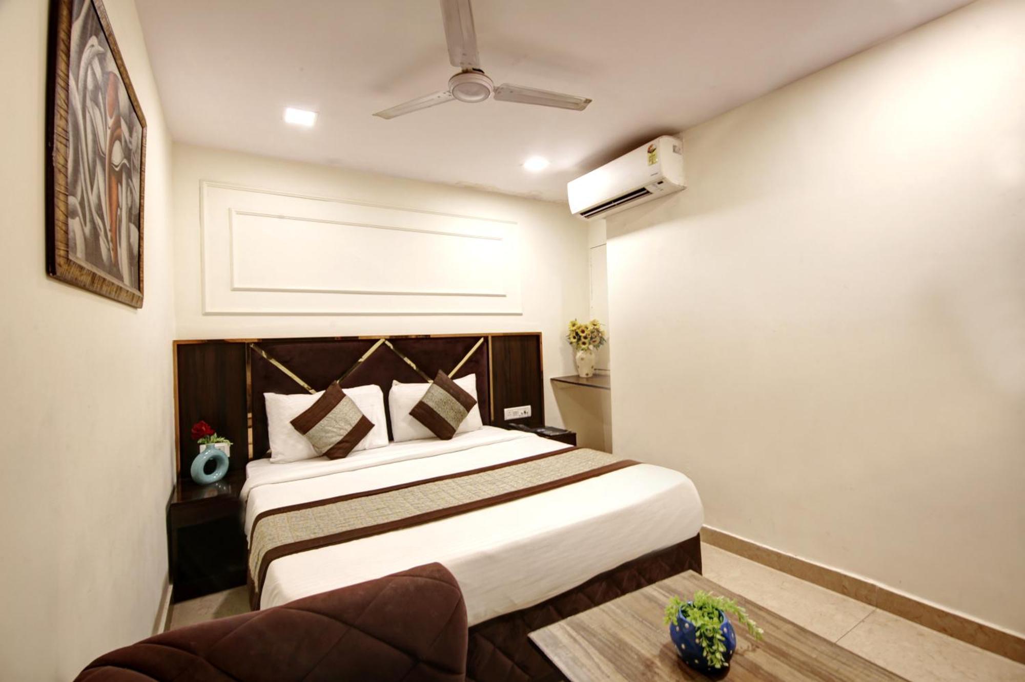 Hotel Wk Comfort - Near White Clove Yeni Delhi Dış mekan fotoğraf