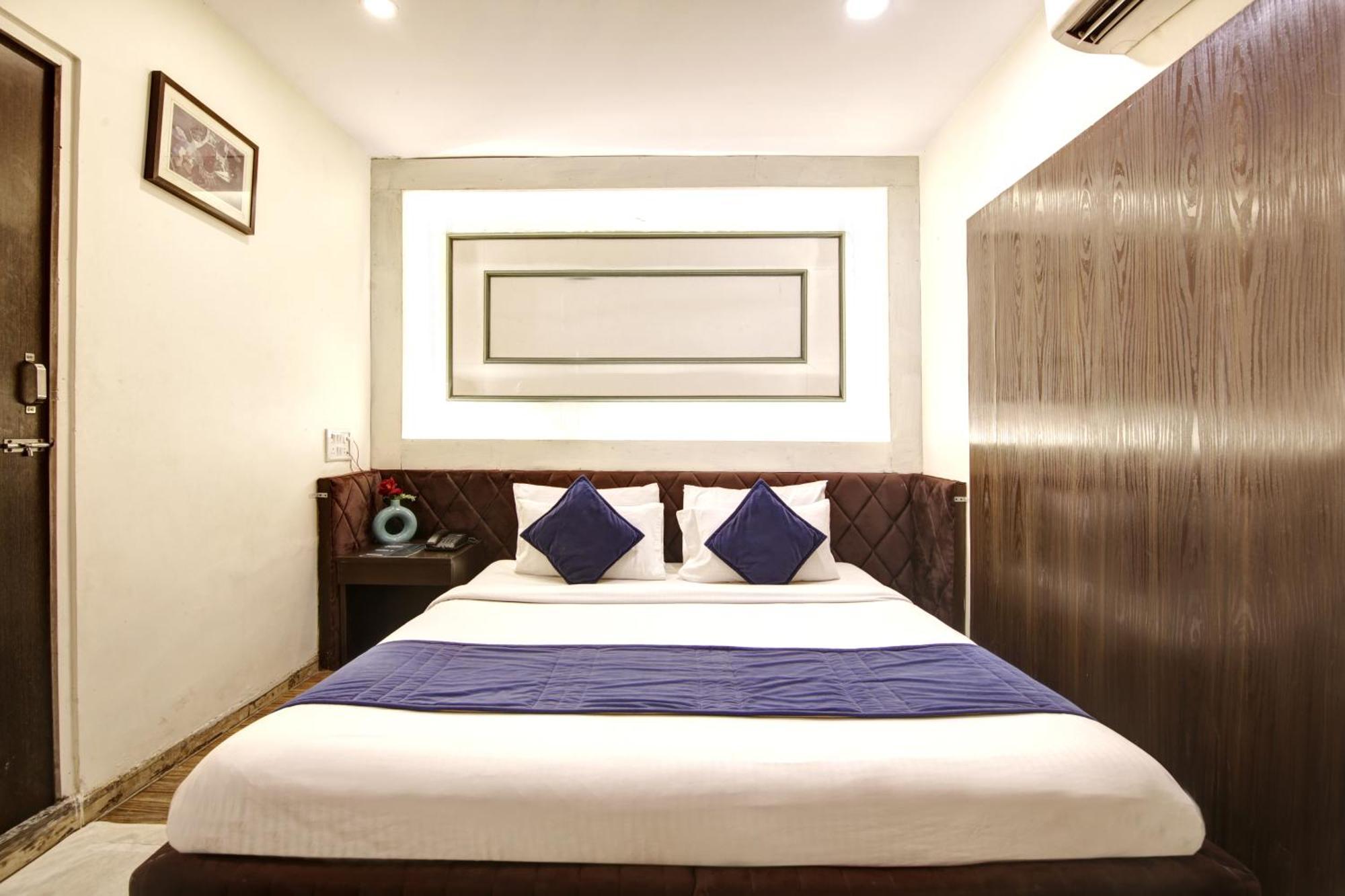 Hotel Wk Comfort - Near White Clove Yeni Delhi Dış mekan fotoğraf