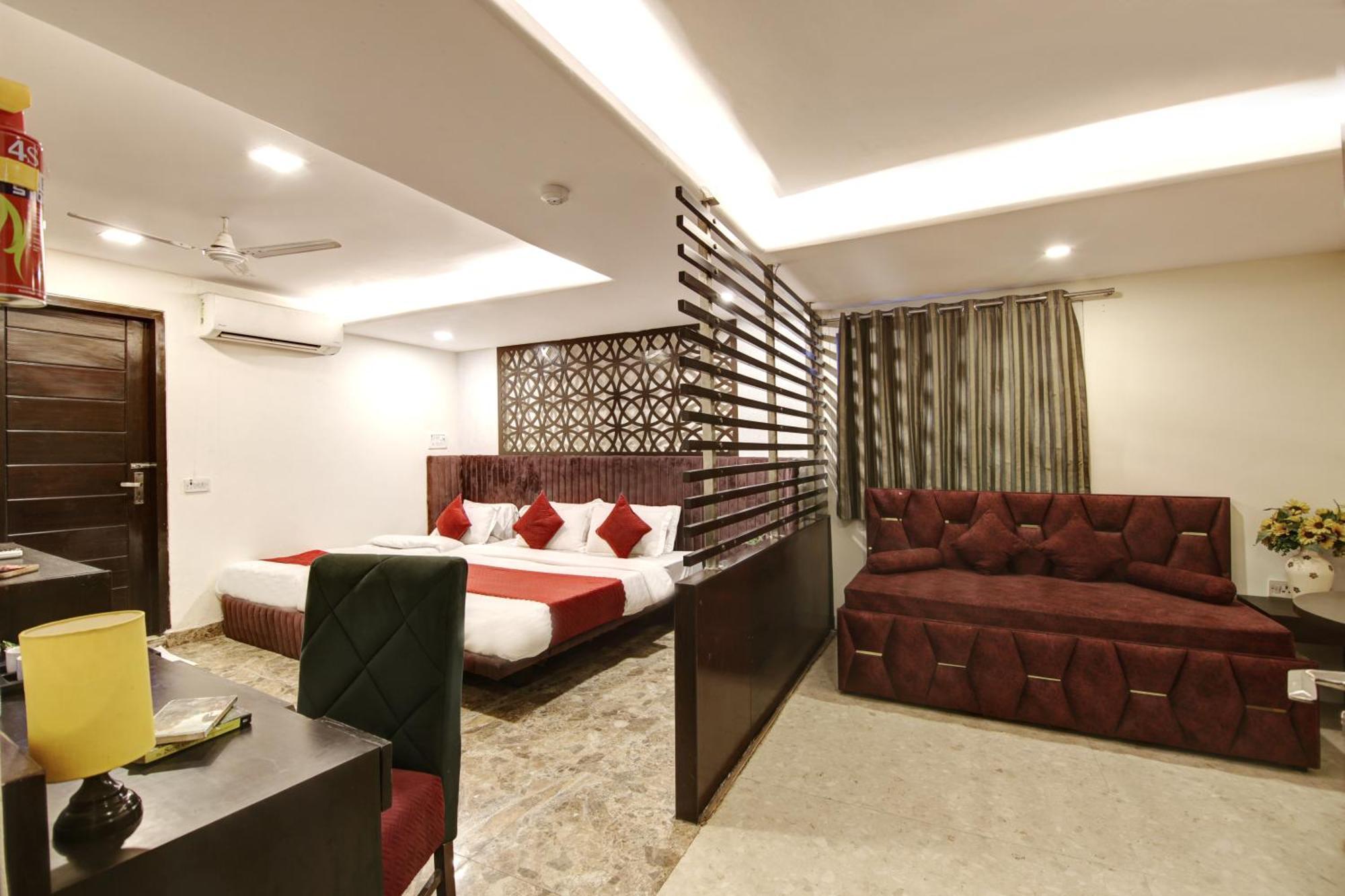 Hotel Wk Comfort - Near White Clove Yeni Delhi Dış mekan fotoğraf