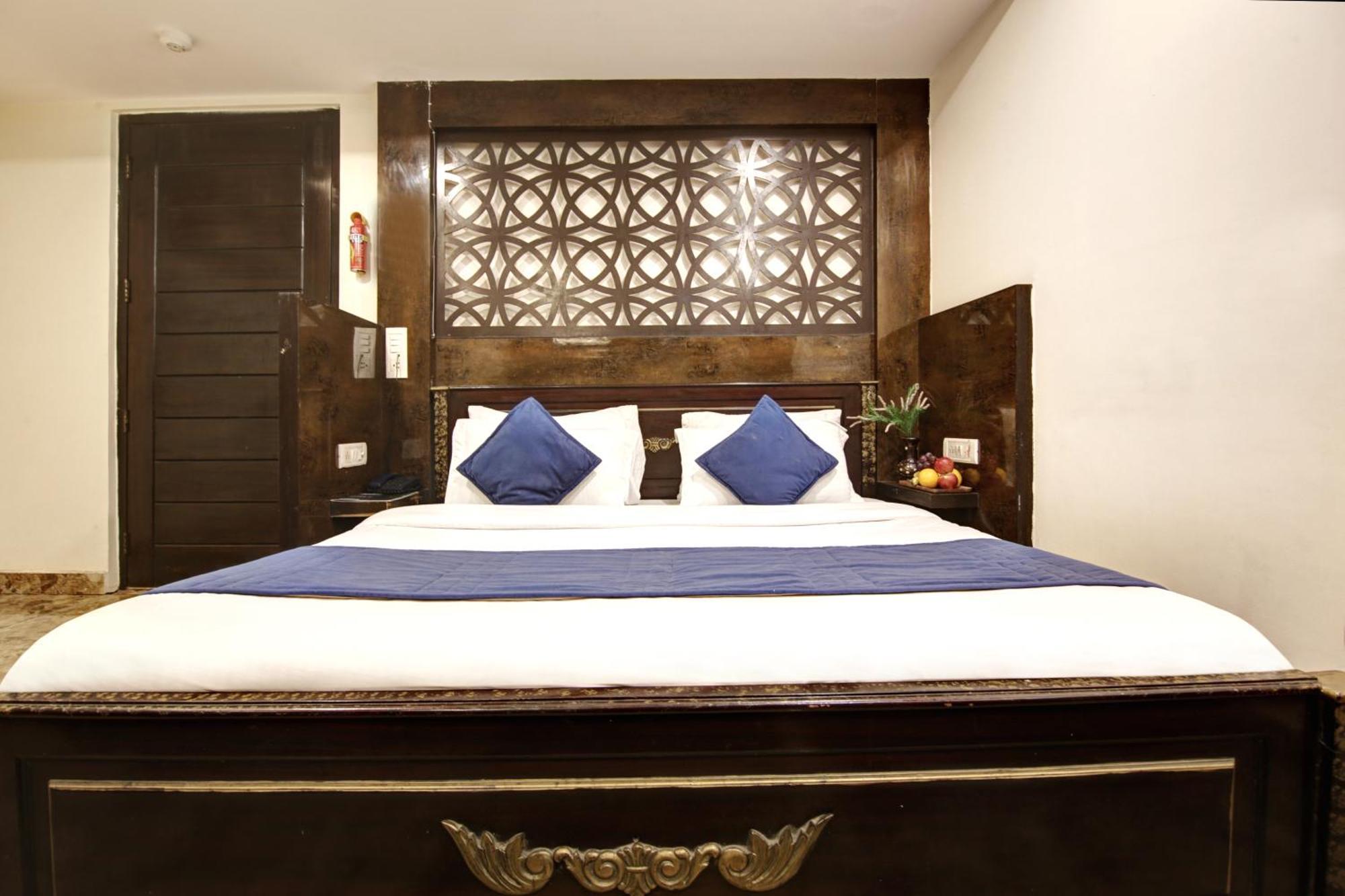 Hotel Wk Comfort - Near White Clove Yeni Delhi Dış mekan fotoğraf